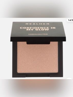 REALHER Confidence in My Glow highlighter